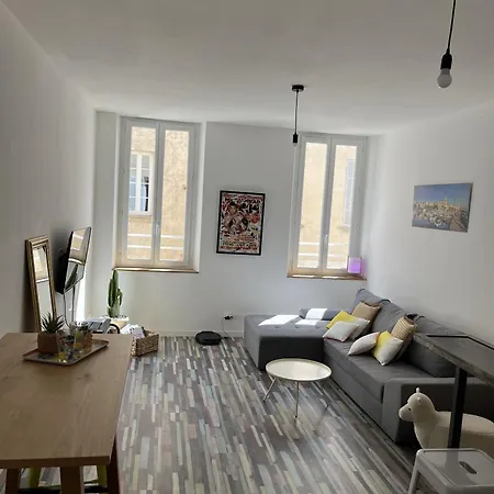 7 Rue Des Poilus Apartment *